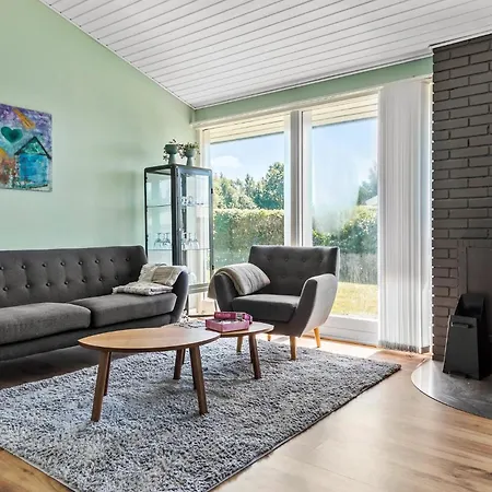 2 Bedroom In Σπίτι διακοπών