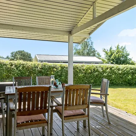 2 Bedroom In Feriehus Ølsted